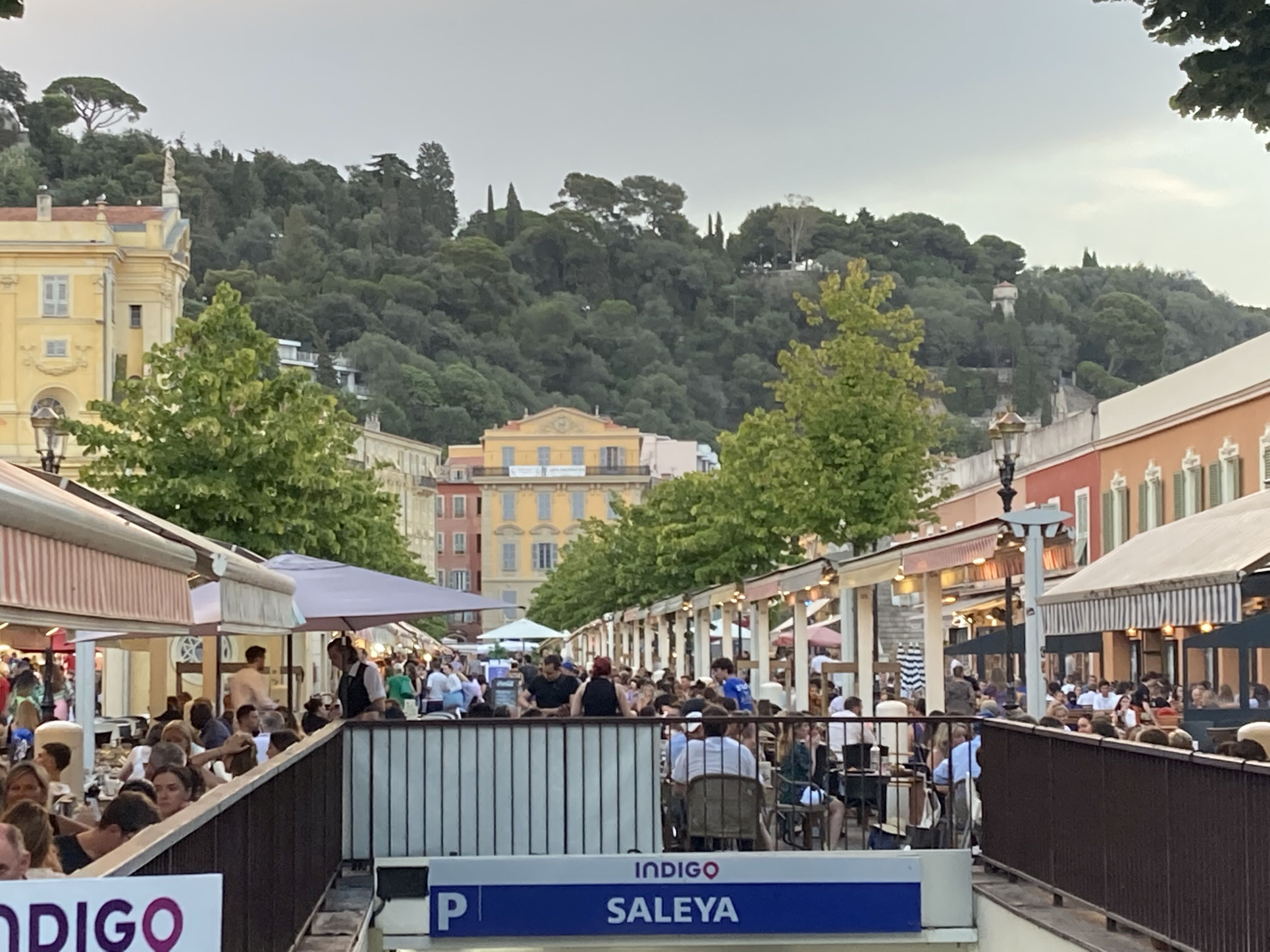 Nizza - Marché aux Fleurs